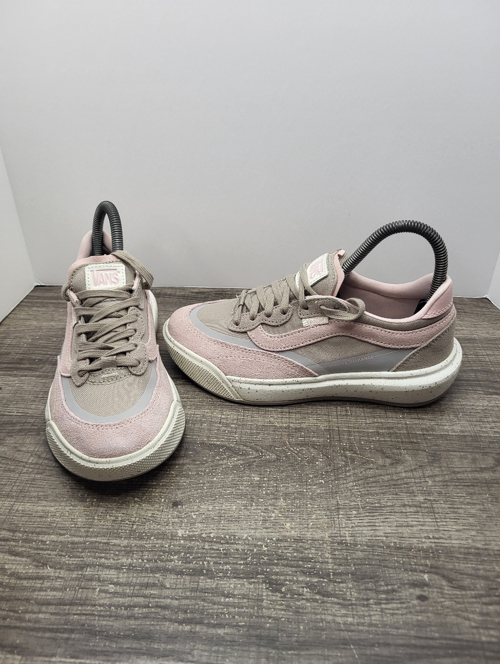 Vans MTE UltraRange 2.0 Grey Pink Lace Up Sneakers Shoes Womens Size 6 New